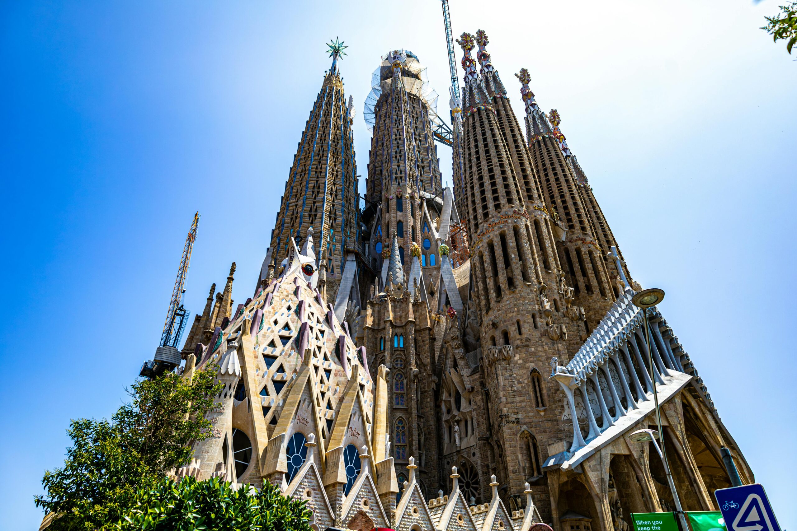 sagrada familia tickets skip-the-line fast entry Barcelona